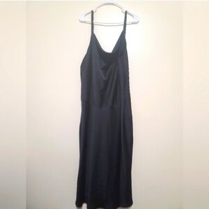 Ava & Viv Black Dress